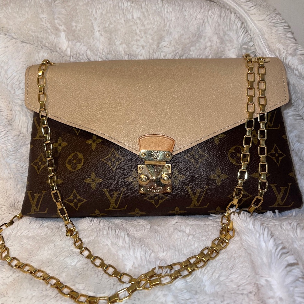 Louis Vuitton Handbag